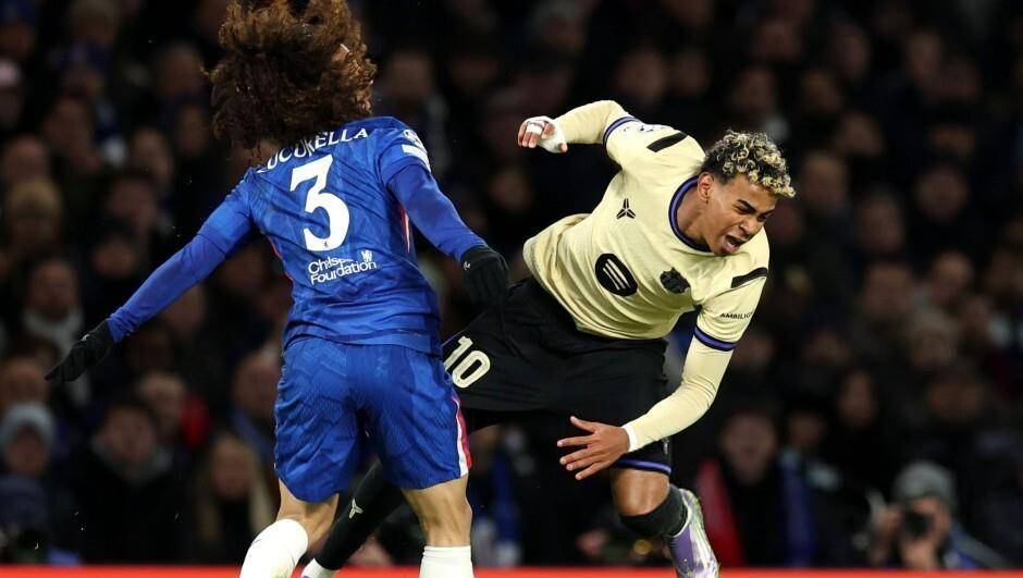 鲁莽红牌！巴萨0-3溃败，欧冠生死战：18岁奇才令亚马尔丢人现眼